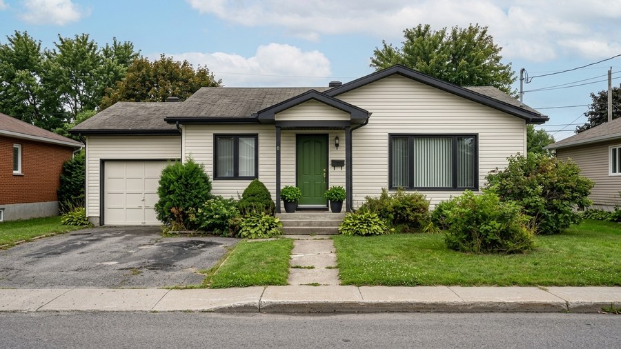 Maison exterieure apres peinture au Gardeur